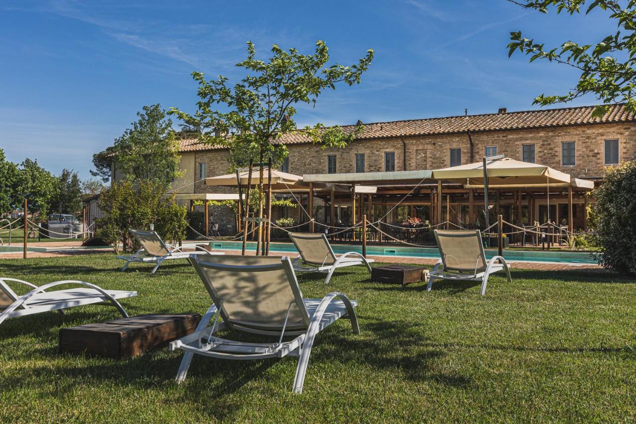 Favorita Food&Wine Resort Бастия-Умбра Экстерьер фото