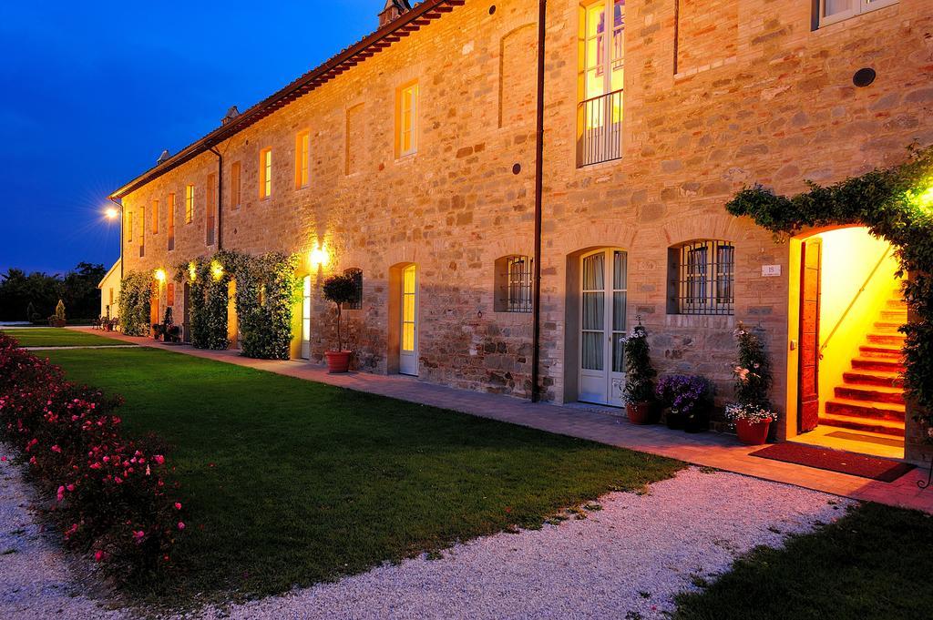 Favorita Food&Wine Resort Бастия-Умбра Экстерьер фото