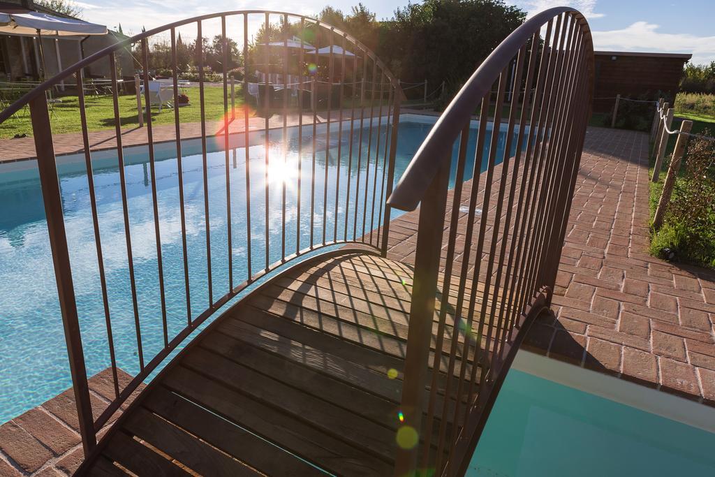 Favorita Food&Wine Resort Бастия-Умбра Экстерьер фото